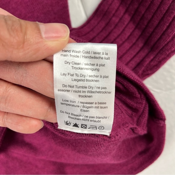 Krimson Klover 100% Wool Women Sz M V-Neck Sweater Pullover Blouse Dark Pink - Picture 7 of 9